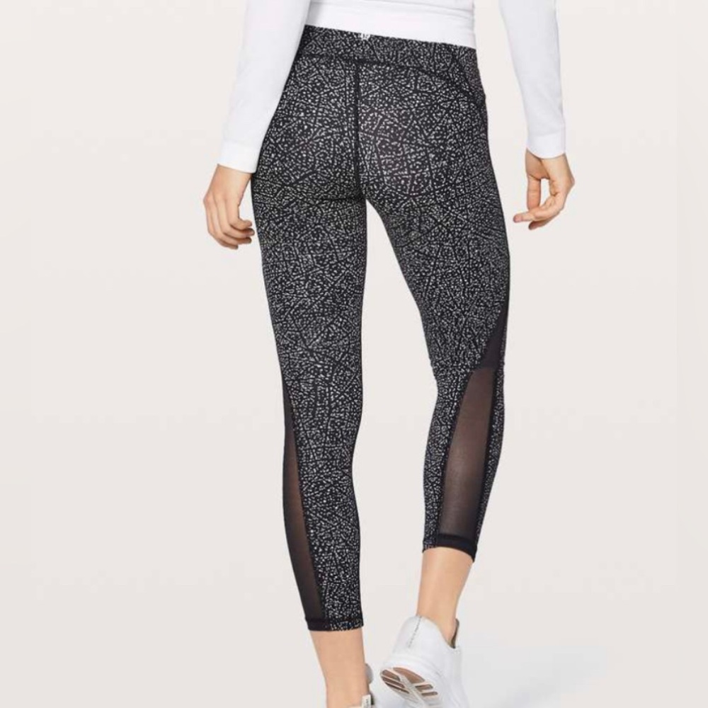 Lululemon Train times 7/8 pant size 10
